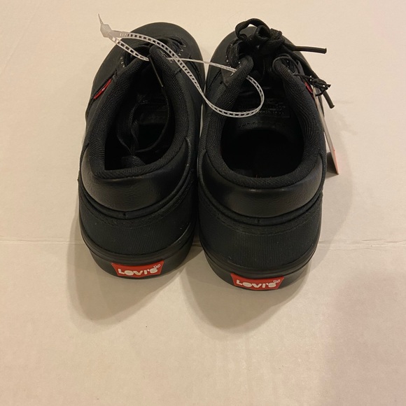 New Levi's Shoes - Picture 3 of 7
